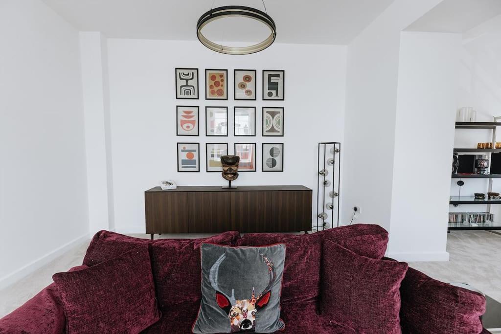 Bobbin Row - Grade 2 Listed Property With A Beautiful Design With Access To Leeds 리즈 외부 사진