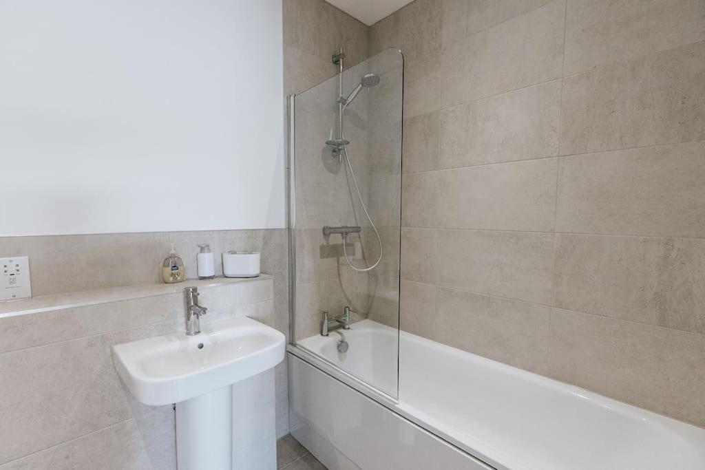 Bobbin Row - Grade 2 Listed Property With A Beautiful Design With Access To Leeds 리즈 외부 사진