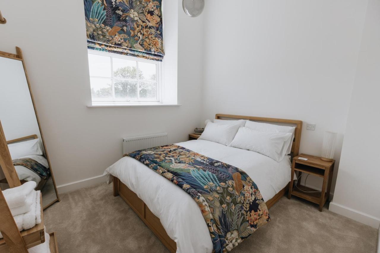 Bobbin Row - Grade 2 Listed Property With A Beautiful Design With Access To Leeds 리즈 외부 사진